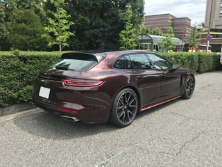 Porsche Panamera Sport Turismo 東京のカーラッピング カー ボディラッピングのｈａｃへ