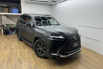 Lexus LX600