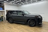 Lexus LX600