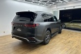 Lexus LX600