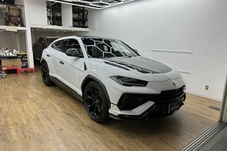 Lamborghini Urus  performante