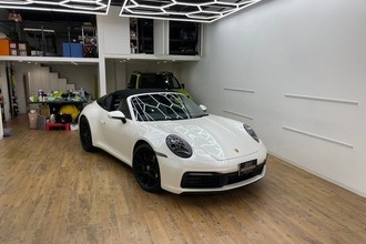 Porsche 992 targa4